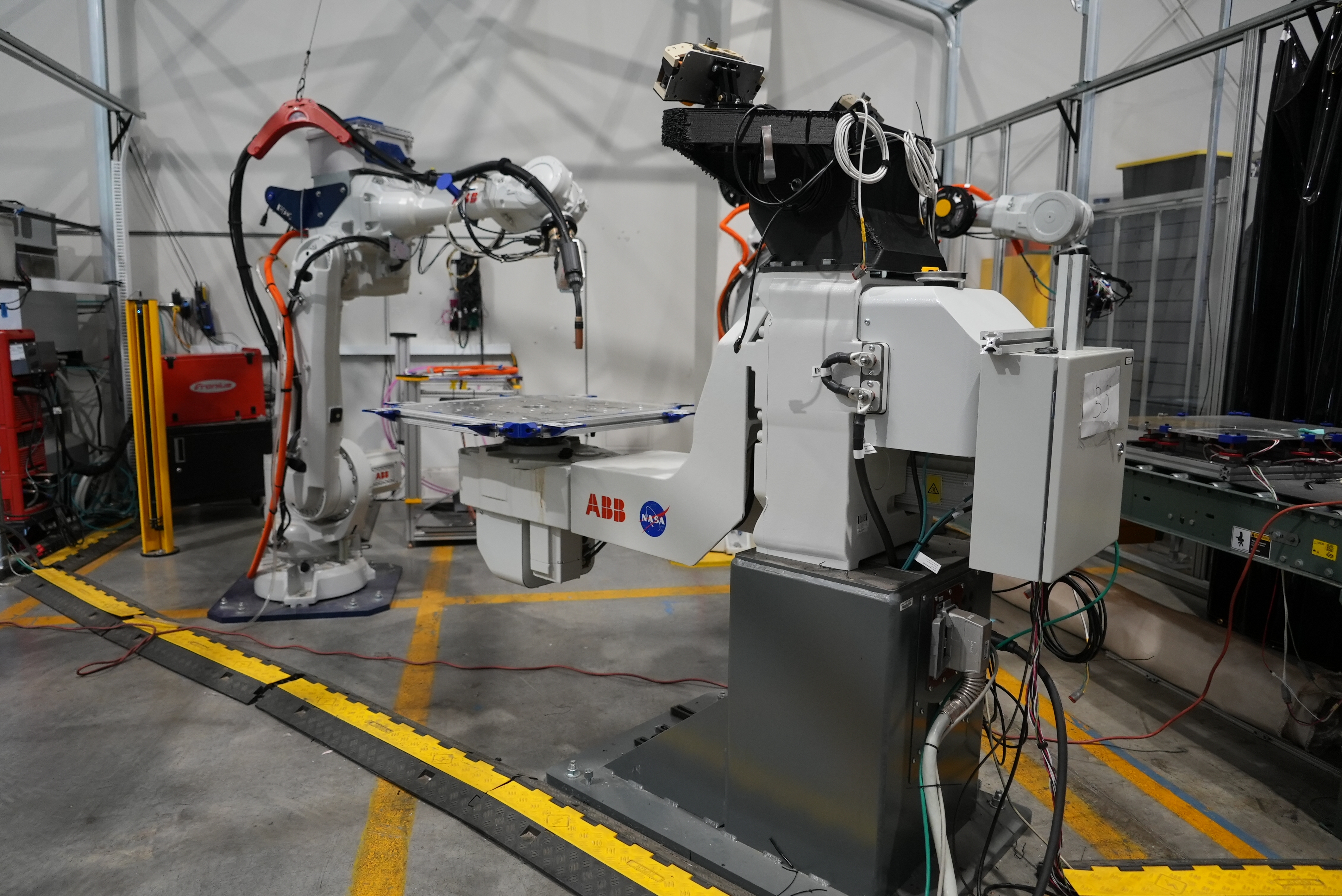 Multi-Axis Robotic Deposition Multi-Axis Robotic Deposition